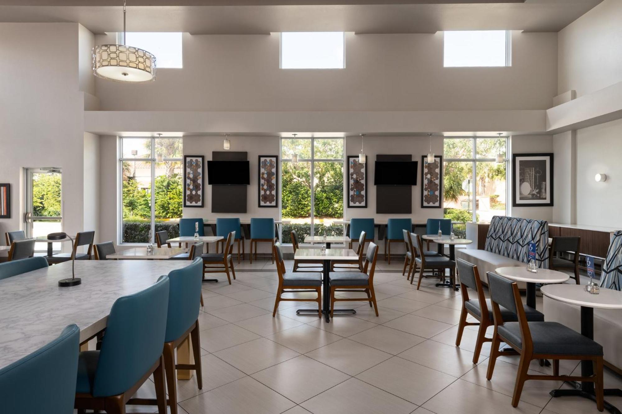 Holiday Inn Express & Suites Boynton Beach West By Ihg المظهر الخارجي الصورة
